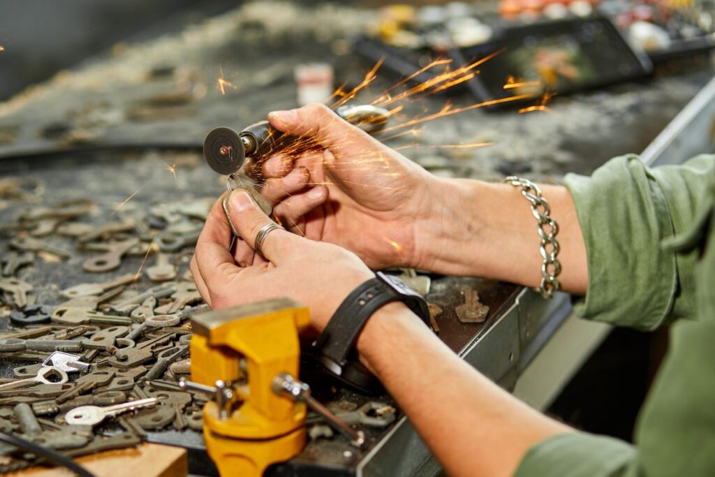 Automotive Locksmith in Glen Abbey