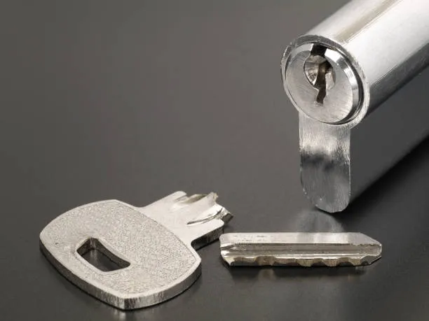 Broken Key Extraction